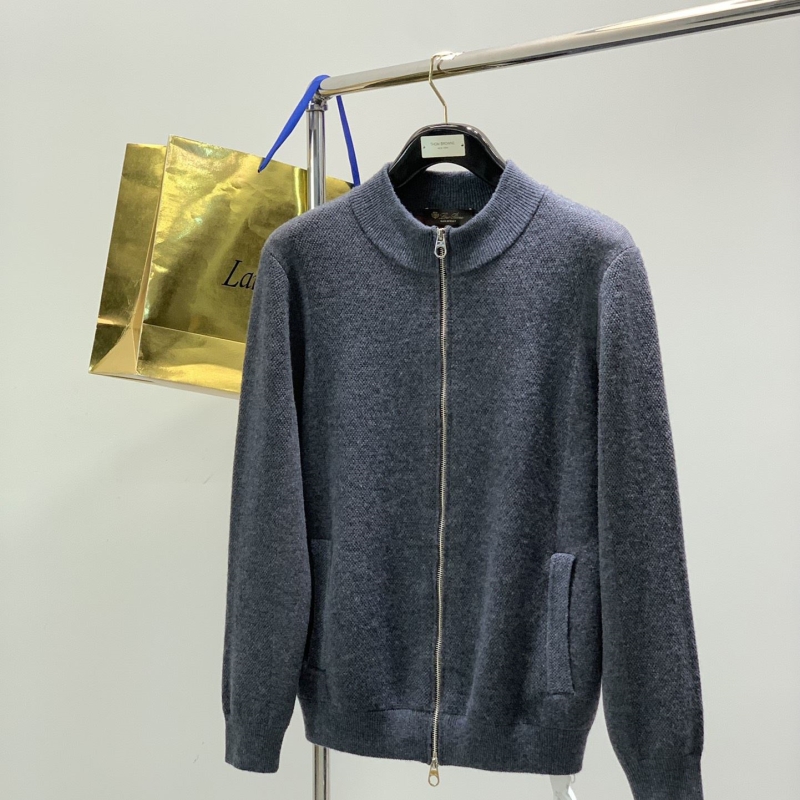 L0r0 P1ana outwear